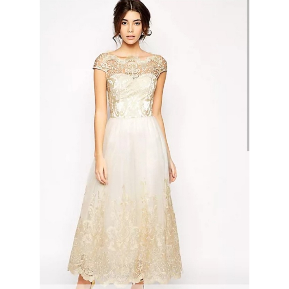 NWT Chi Chi London Modcloth Elegance Lace Cream/Gold Formal Dress- Size 6